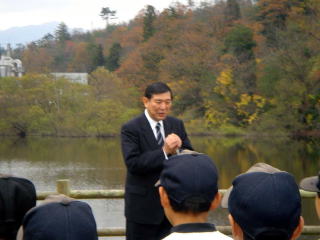 石破元防衛庁長官より挨拶