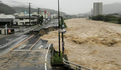 国道2号被災広島県広島市安芸区中野東