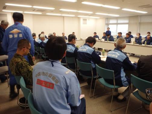 リエゾンが地震災害対策会議に出席（嘉島町役場）