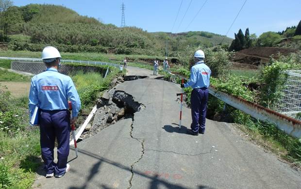 橋梁等の被災状況調査（南阿蘇村）