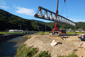 平成30年7月豪雨 岡山県小田郡矢掛町の被災箇所に応急組立橋を派遣