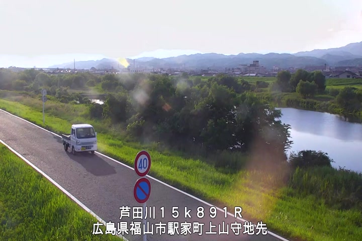 06月18日18時00分