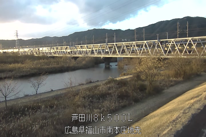 01月22日17時00分