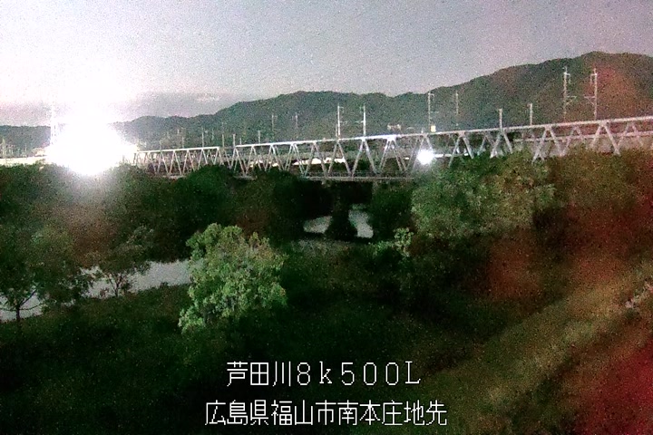 05月23日23時00分