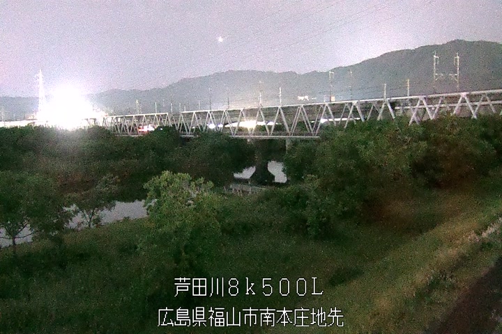 05月25日21時00分
