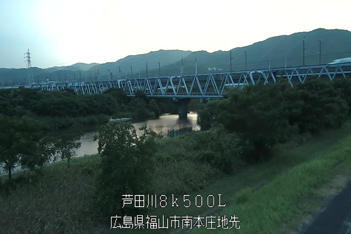 08月03日19時00分