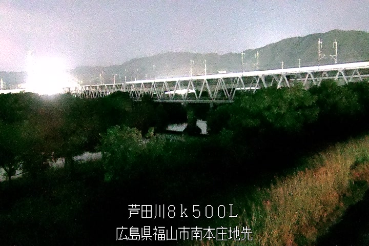 10月03日19時00分