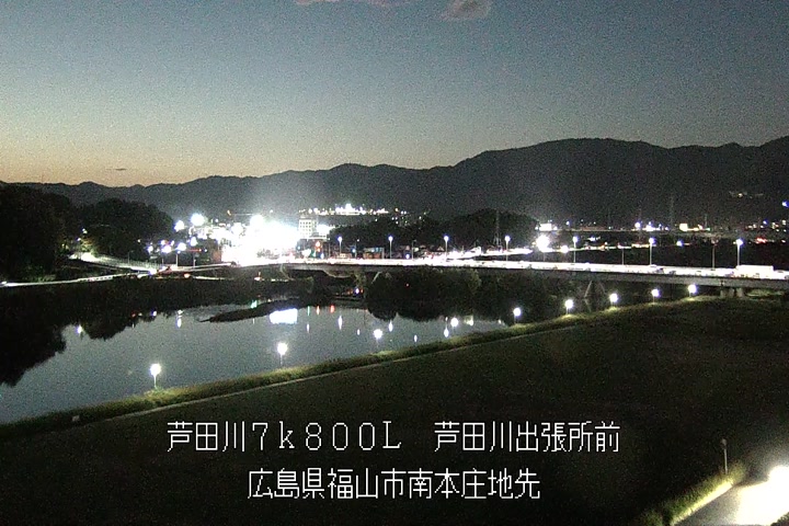 11月05日18時00分