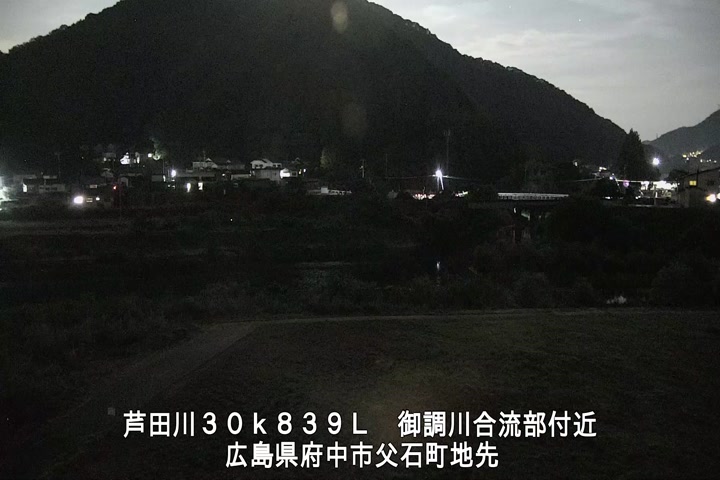 08月22日22時00分