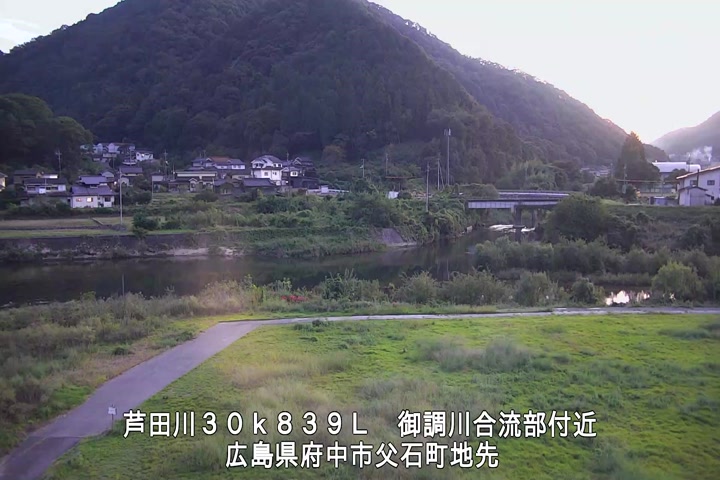 10月03日18時00分