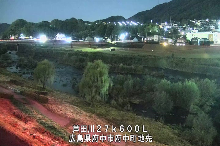 11月06日19時00分