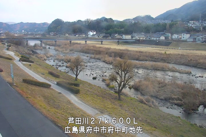 02月01日17時00分