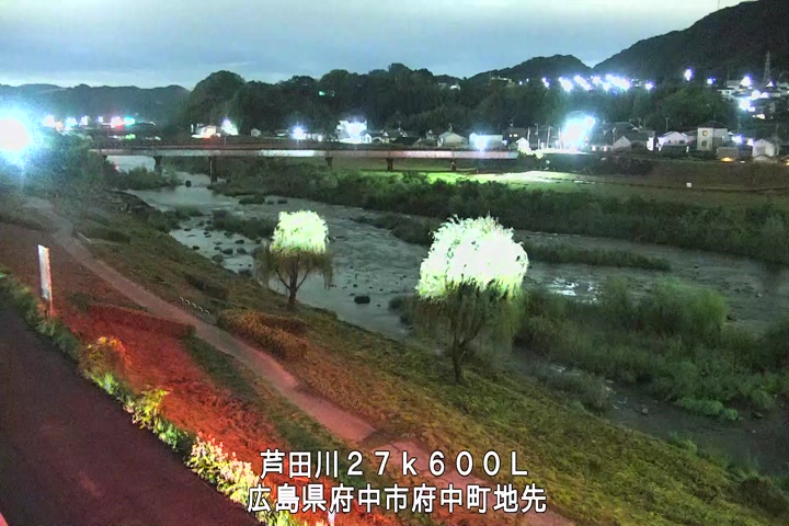 10月25日21時00分