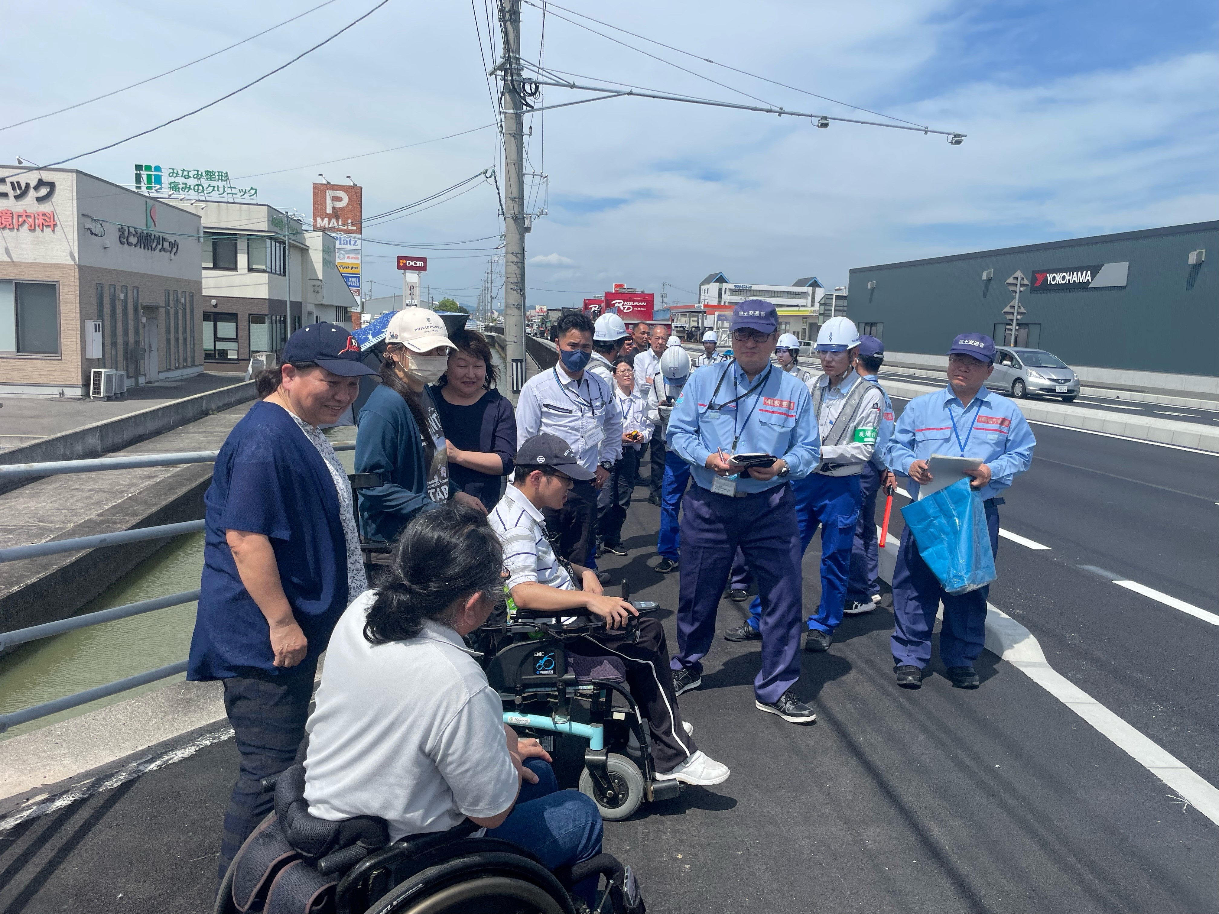 国道30号藤田歩道の完成に合わせ地元・障害者団体連合会の皆さんと合同点検を行いました！