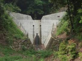 宮園4号砂防堰堤